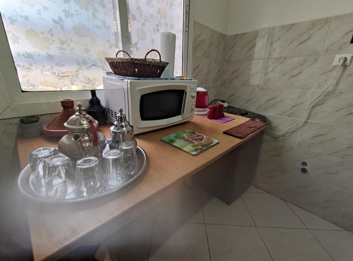 Beautiful Ground-Floor Apartment With Portable Air Conditioning, Parking, And Free Wi-Fi Casablanca Exteriér fotografie